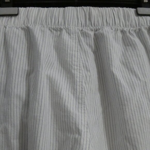 UNIQLO | medium | Striped Cotton Pajama - Loungewear Pants W/ Front Pockets - Picture 11 of 16